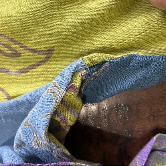 Soft Surroundings Womens M Carnival Batik Topper Tunic Blue Green Boho FLAWS* - Picture 11 of 12